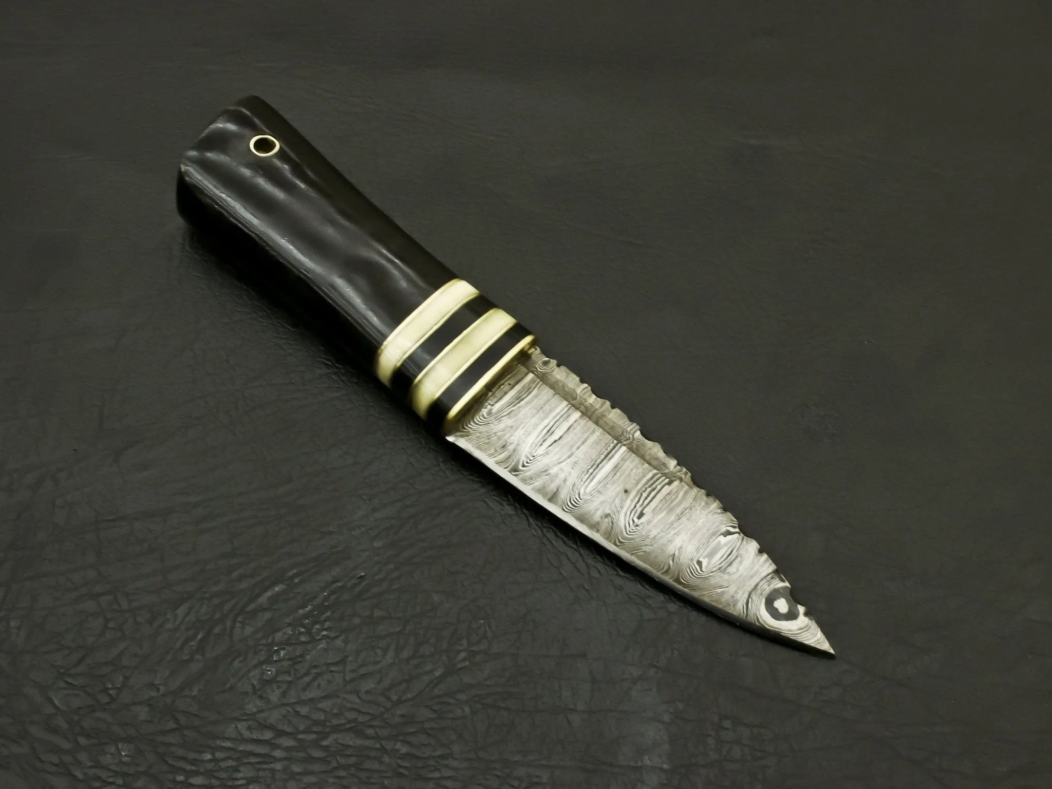 Beautiful Handmade Damascus Steel Serrated edge Scottish Dirk Knife/ Sheath