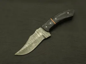 Cutting Edge Custom Handmade Damascus Steel 8" Hunting/skinning Knife/paka/rose/wood/sheath