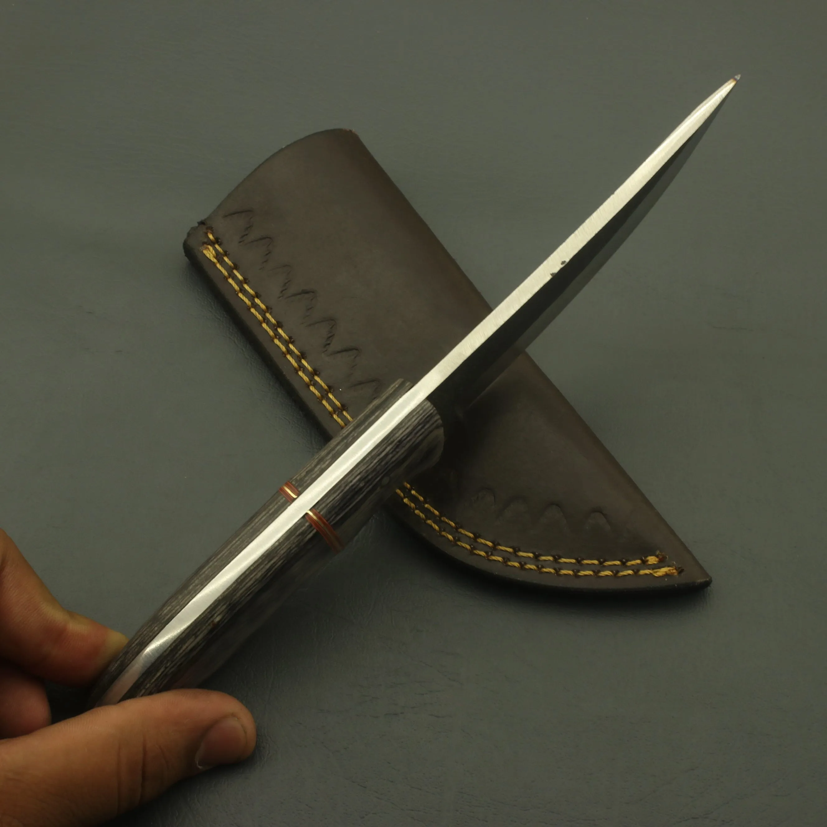 Handmade Superb Classical Carbon Steel Hunting Fixed Blade Pure Leather Sheath