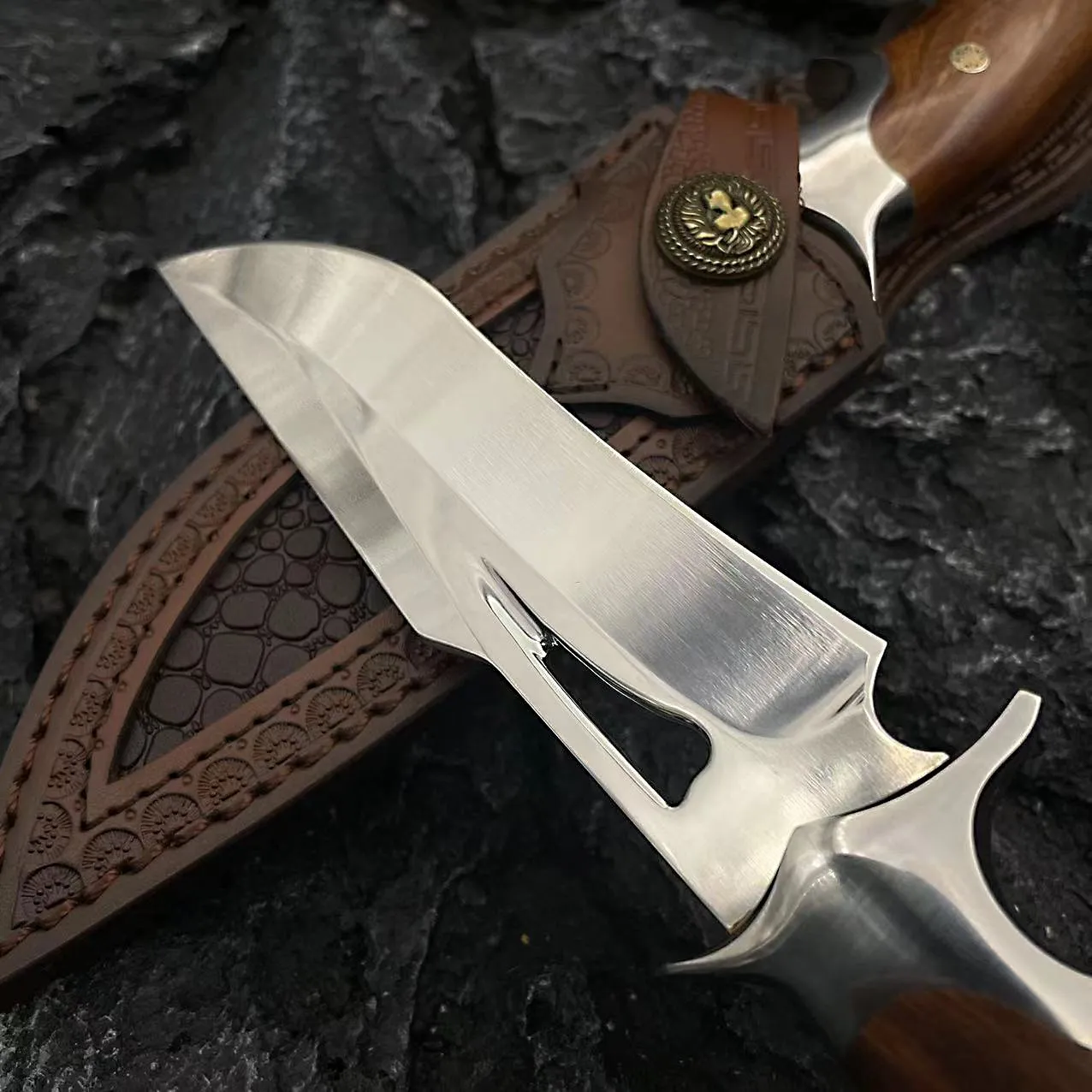 Knives Adventurer - Bushcraft Knife - Fixed-Blade M390 Steel Knife - Outdoor Full-Tang Knife - 9.5" Camping Knives Bayonet With Leather Sheath